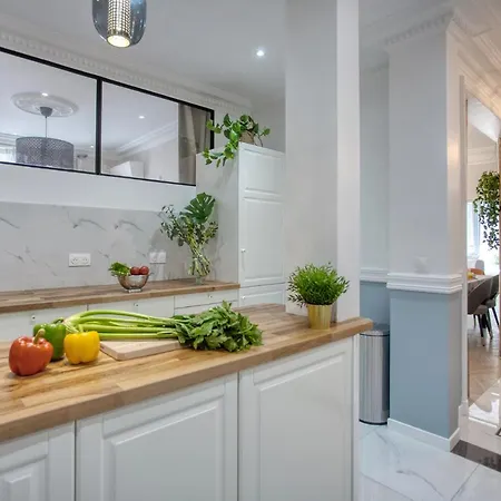 100m2 Avec 3ch - Romantique Centre