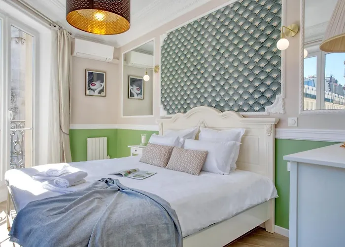 100m2 Avec 3ch - Romantique Centre Apartamento