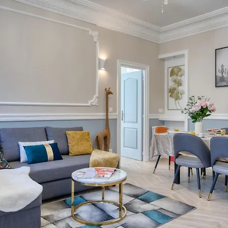 100m2 Avec 3ch - Romantique Centre Apartment