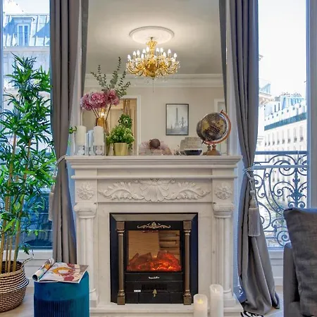 100m2 Avec 3ch - Romantique Centre Paris