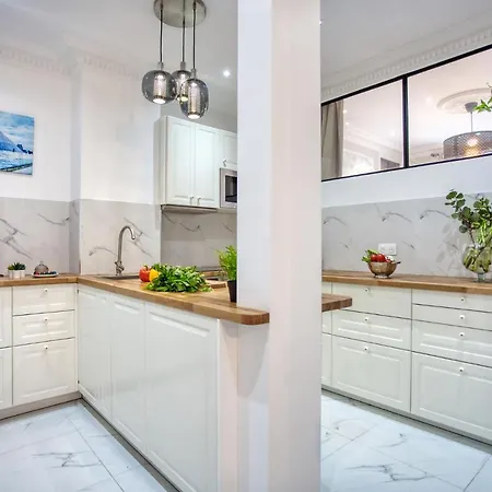 100m2 Avec 3ch - Romantique Centre דירה *