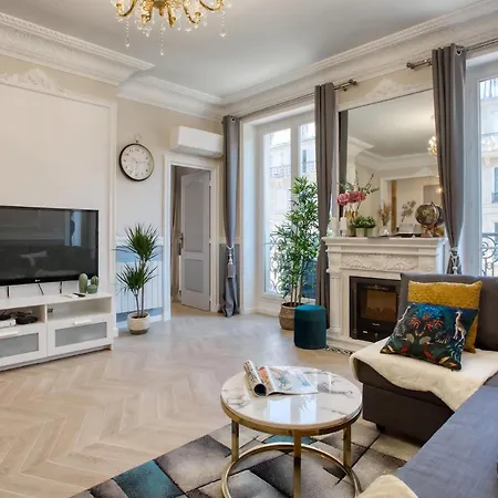 شقة 100m2 Avec 3ch - Romantique Centre